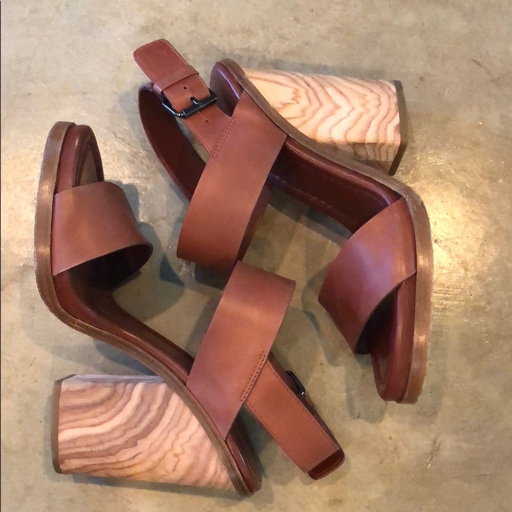 Vince Haley Leather Two-band Wooden Sandal Whiskey
